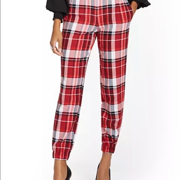 New York & Co. Plaid High Waist Jogger Pant - Picture 4 of 16